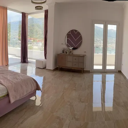 Penthouse Vlore